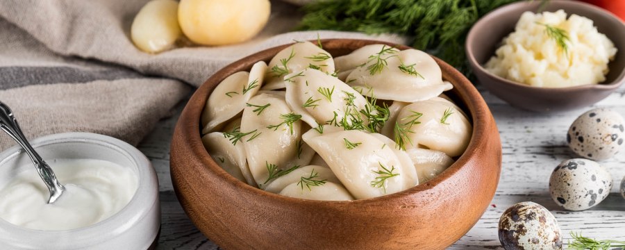 Вареники с творогом и зеленью