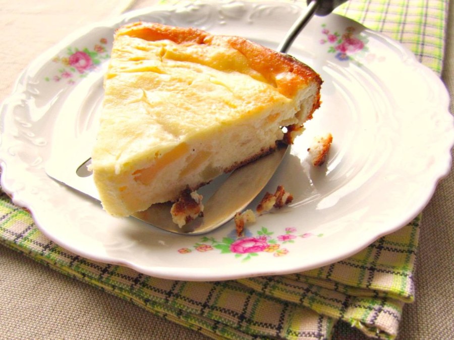 Творожная запеканка с яблоками