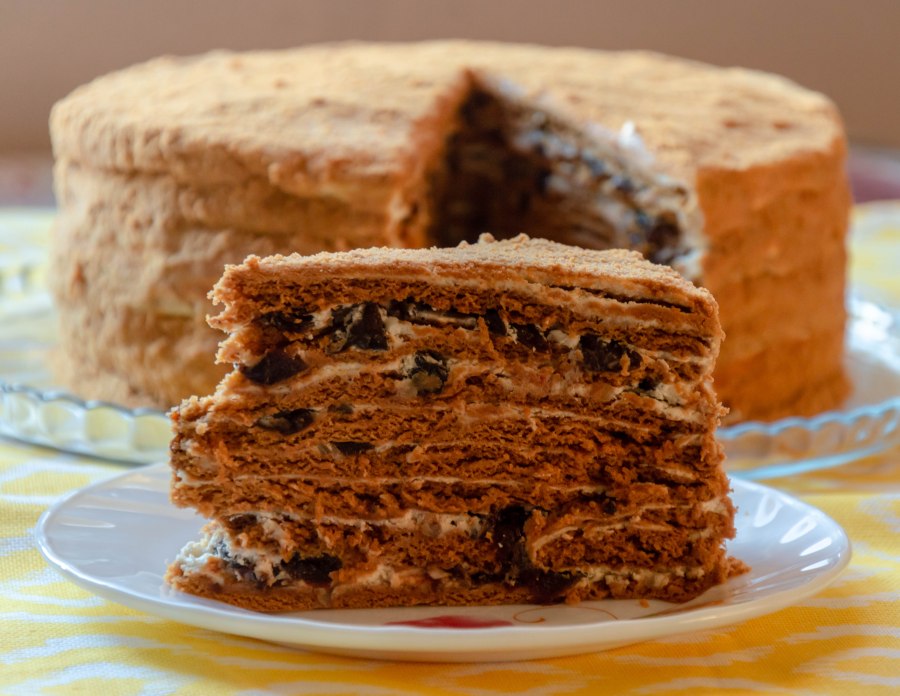 Торт с грецкими орехами
