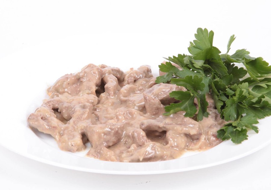 Печень куриная по-строгановски