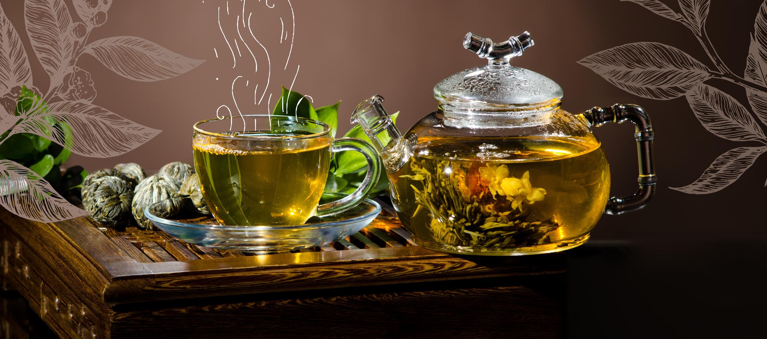 Зеленый чай вечером. Чай в чайнике. Зеленый чай. Красивый чай. Чай в заварнике.