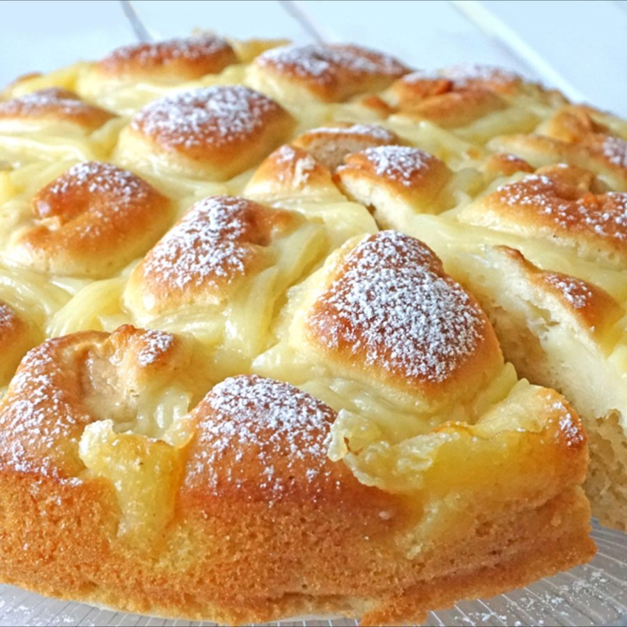 Яблочный пирог с кремом