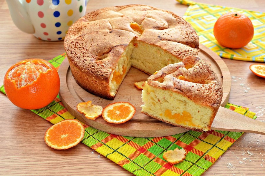 Шарлотка с яблоками