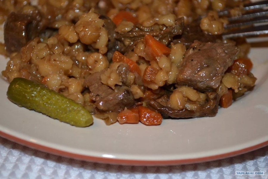 Перловка с мясом
