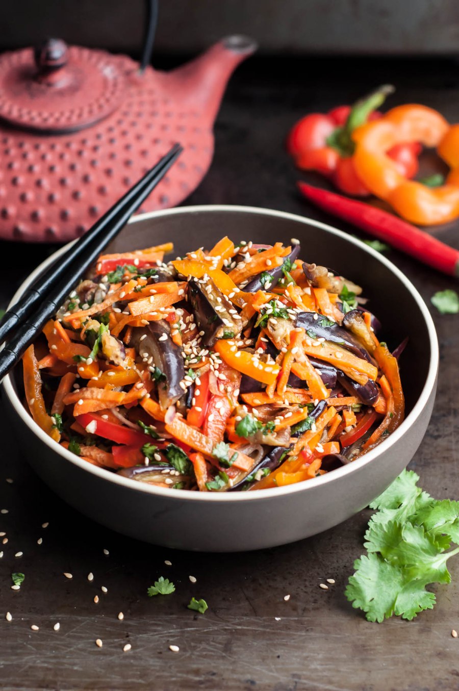 Фунчоза с говядиной и овощами