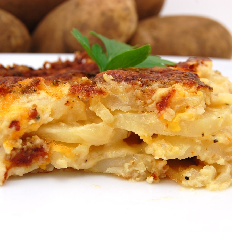 Запеканка с курицей и картошкой