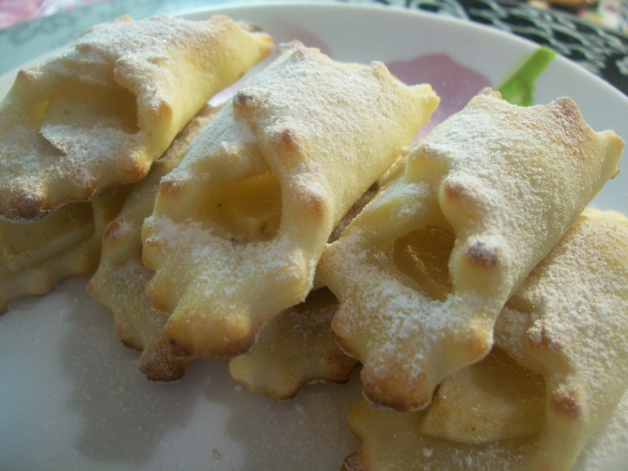 Творожное печенье с яблоками