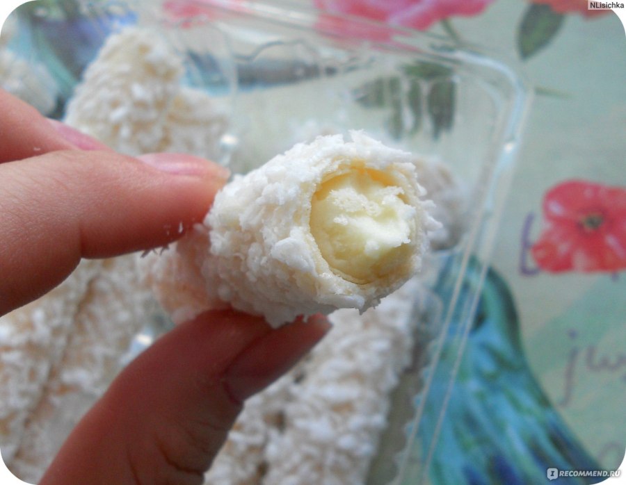 Вафельные трубочки с кокосовой стружкой