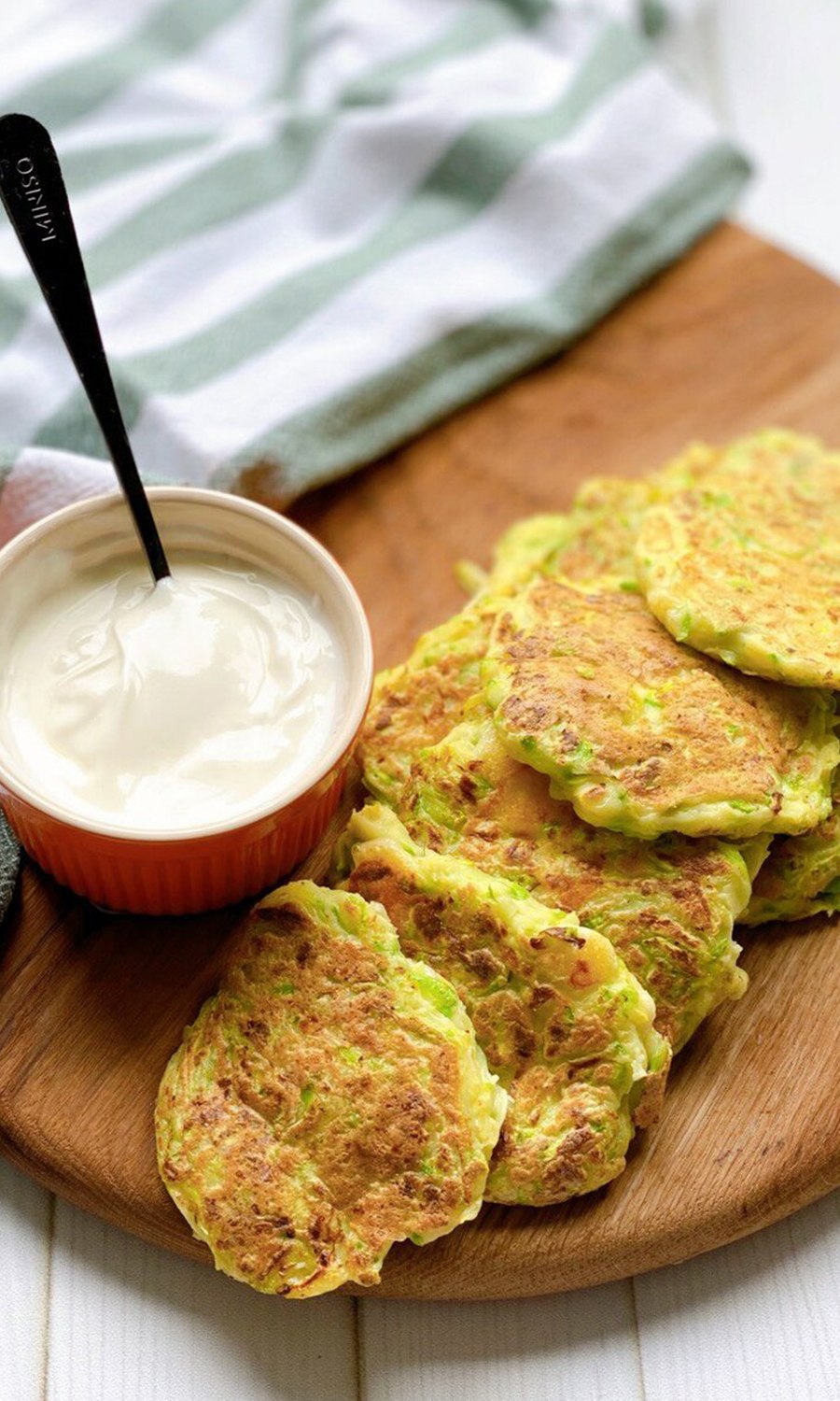 Оладьи из полбяной муки на кефире