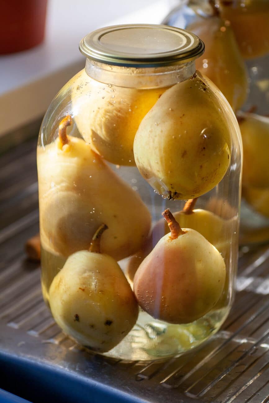 Компот из груш и персиков