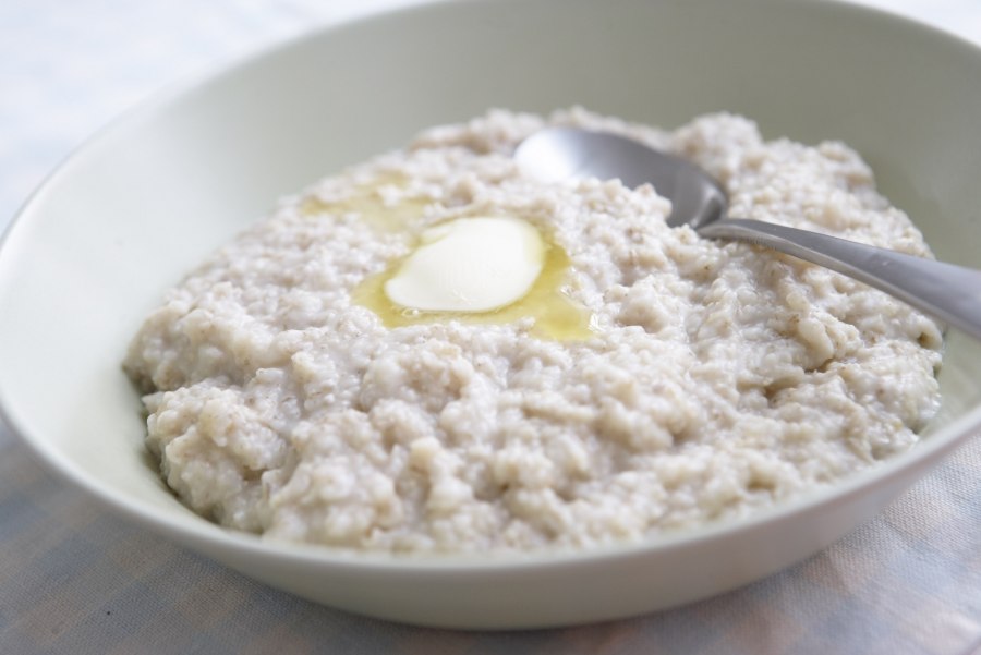 Овсяная каша со сливочным маслом