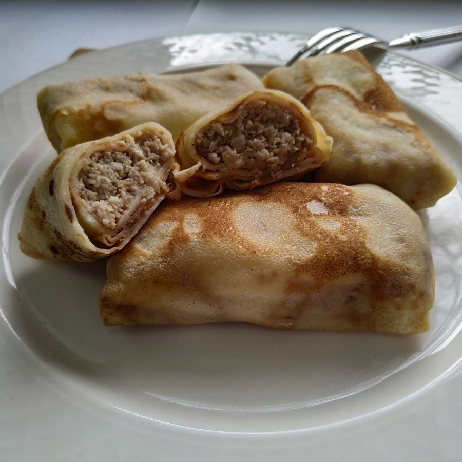 Блины с мясной начинкой