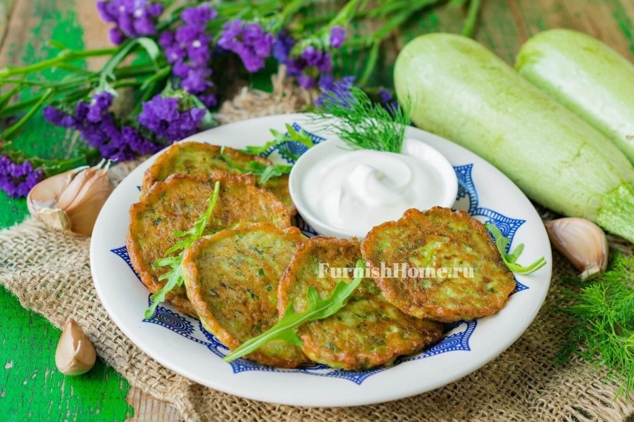 Оладьи из кабачков и куриной грудки