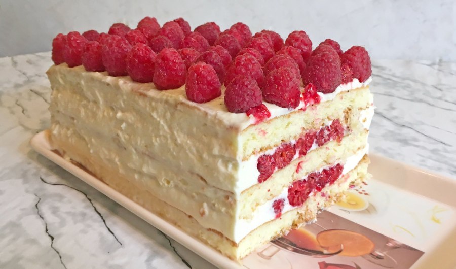 Торт с малиной и маскарпоне