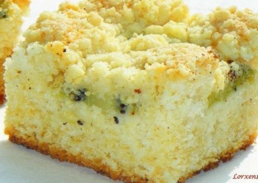 Пирог с бананами и ананасами консервированными