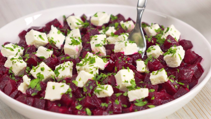 Свекольные равиоли с козьим сыром