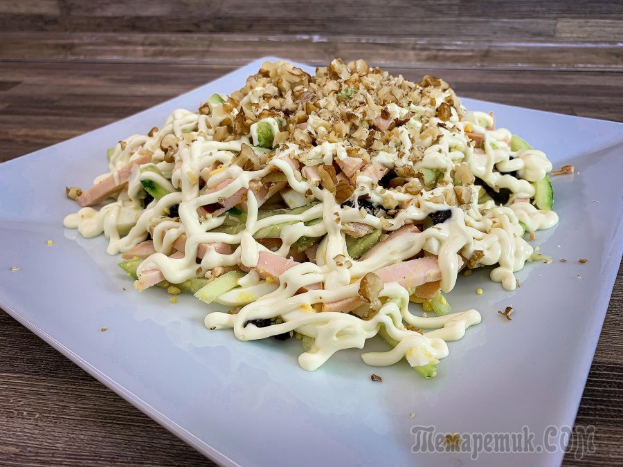 Салат с курицей