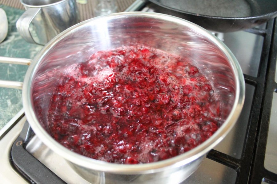 Мусс с брусникой