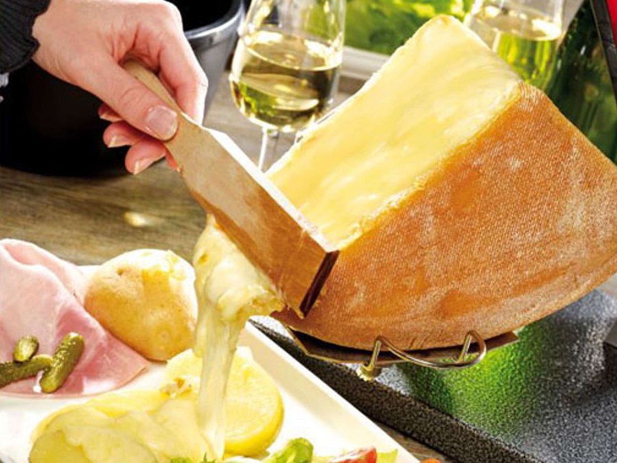 Сырный раклетт Швейцария