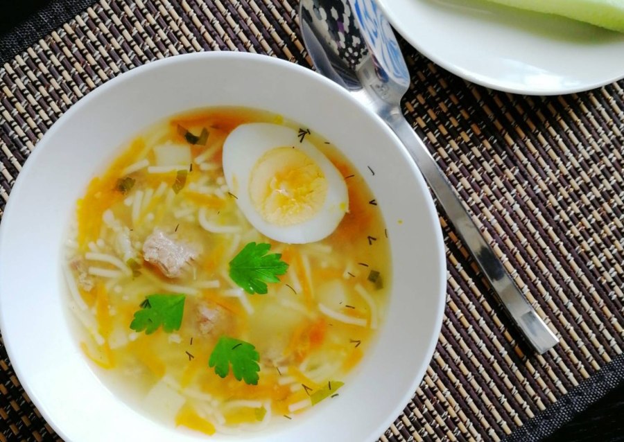 Рисовый суп с капустой на курином бульоне