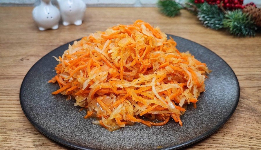 Салат с морковью по-корейски