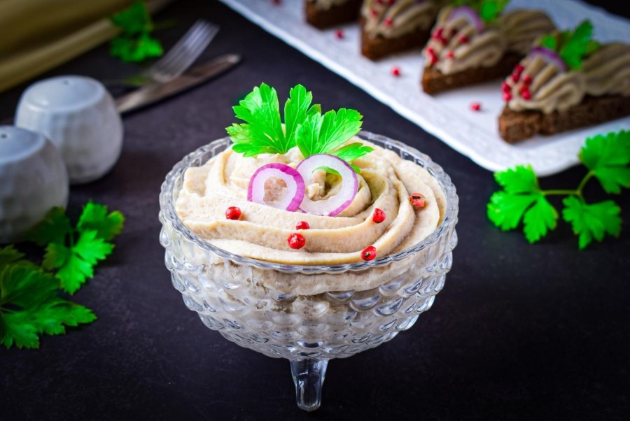 Селёдочный форшмак классический