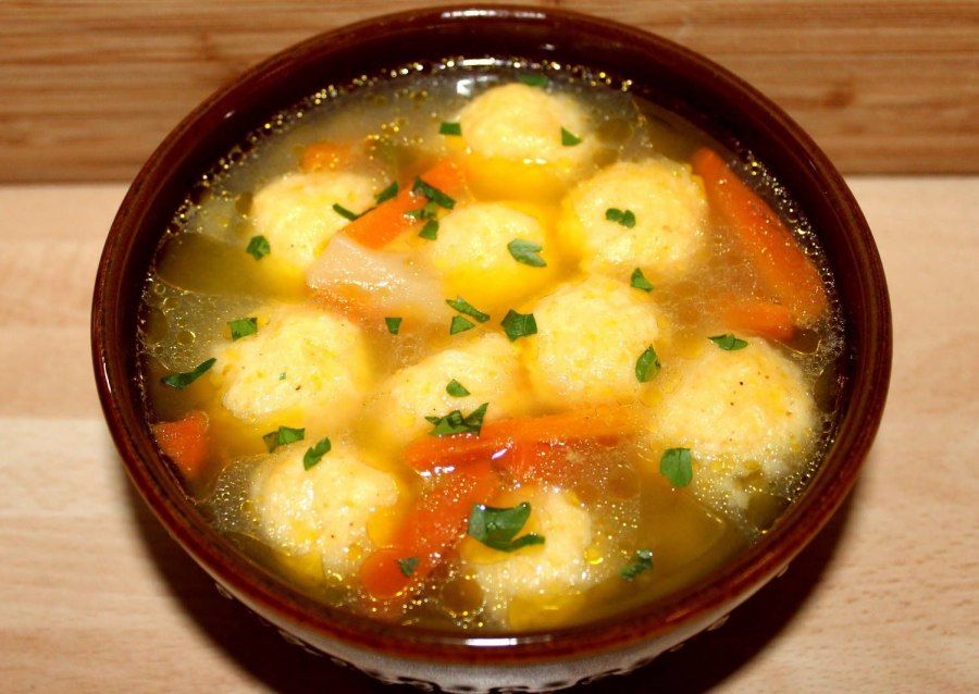 Суп с клецками