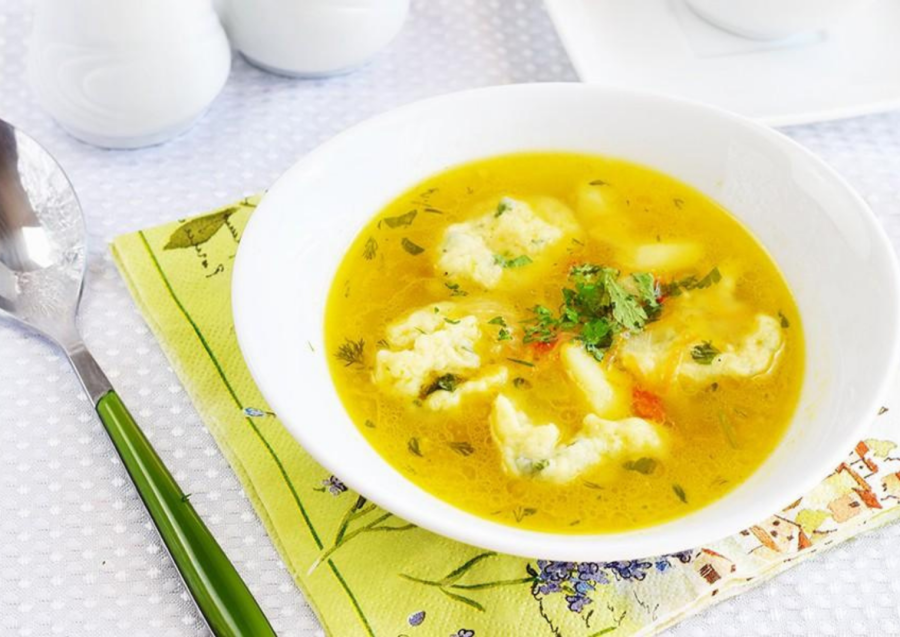 Суп с фрикадельками и клецками