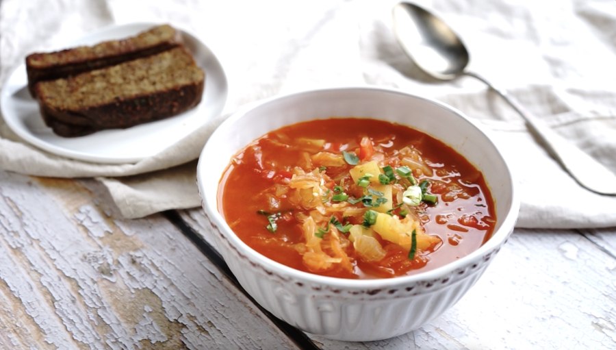 Щи с квашеной капустой