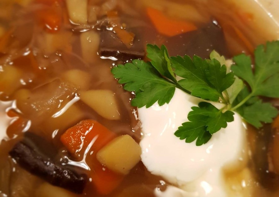 Наваристые русские щи