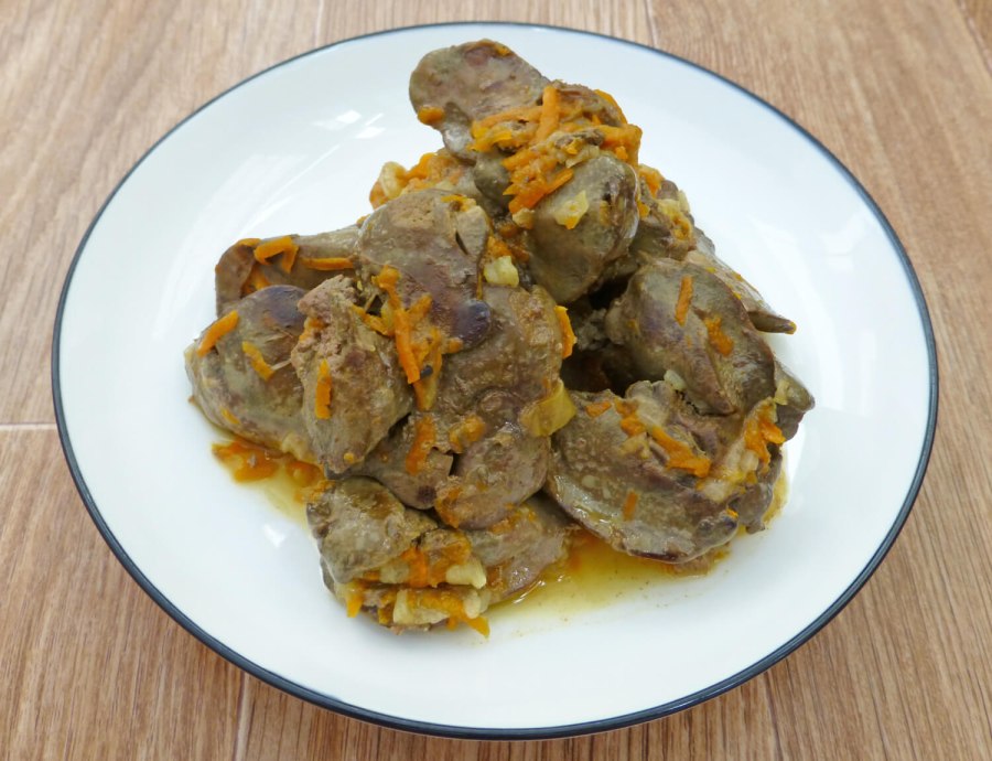 Курица тушеная с овощами