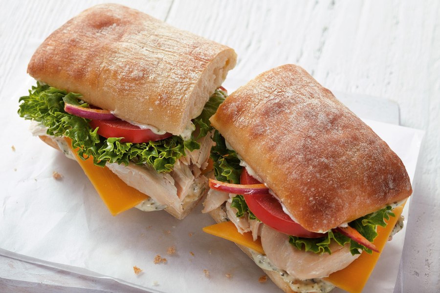 Чиабатта с ветчиной