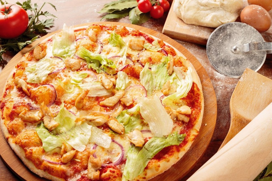 Пицца с зеленью