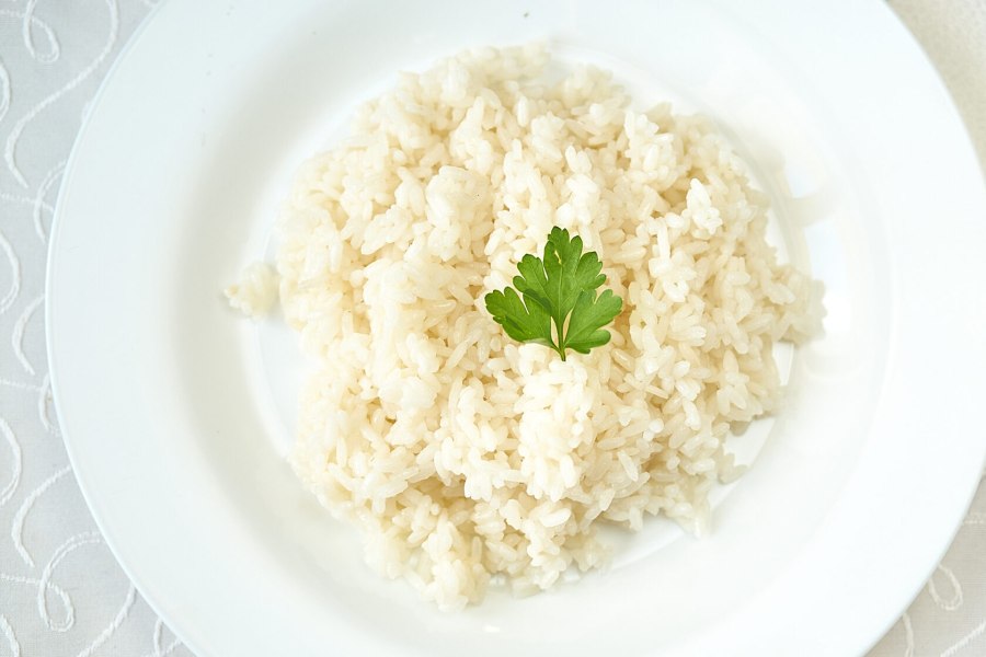 Салат с курицей кукурузой огурцами и яйцами