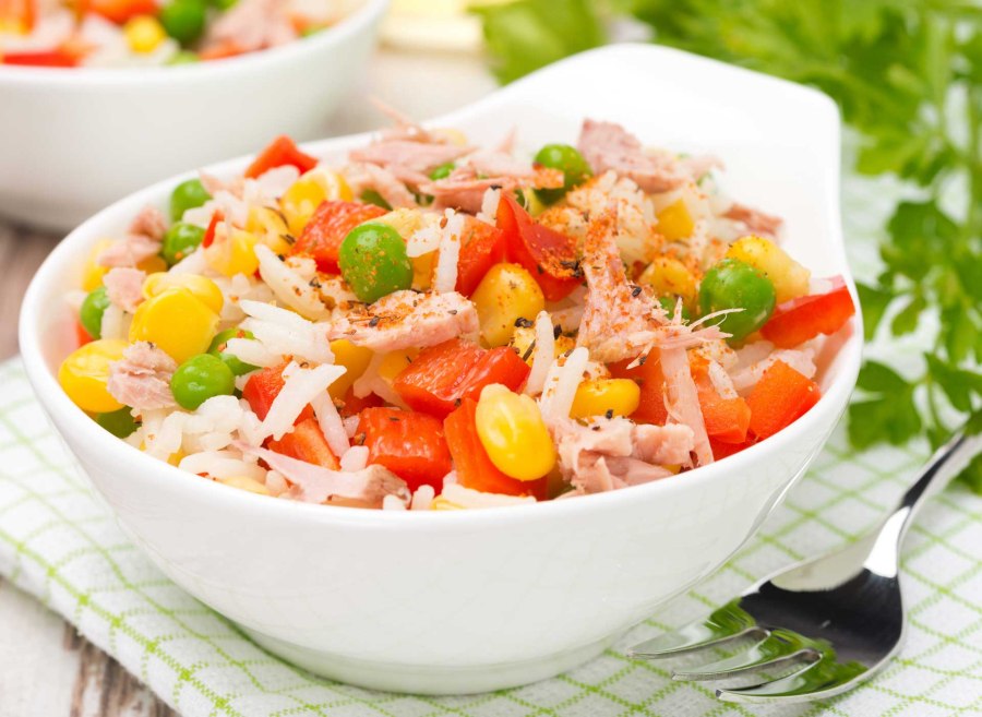 Морская капуста с рыбой салат