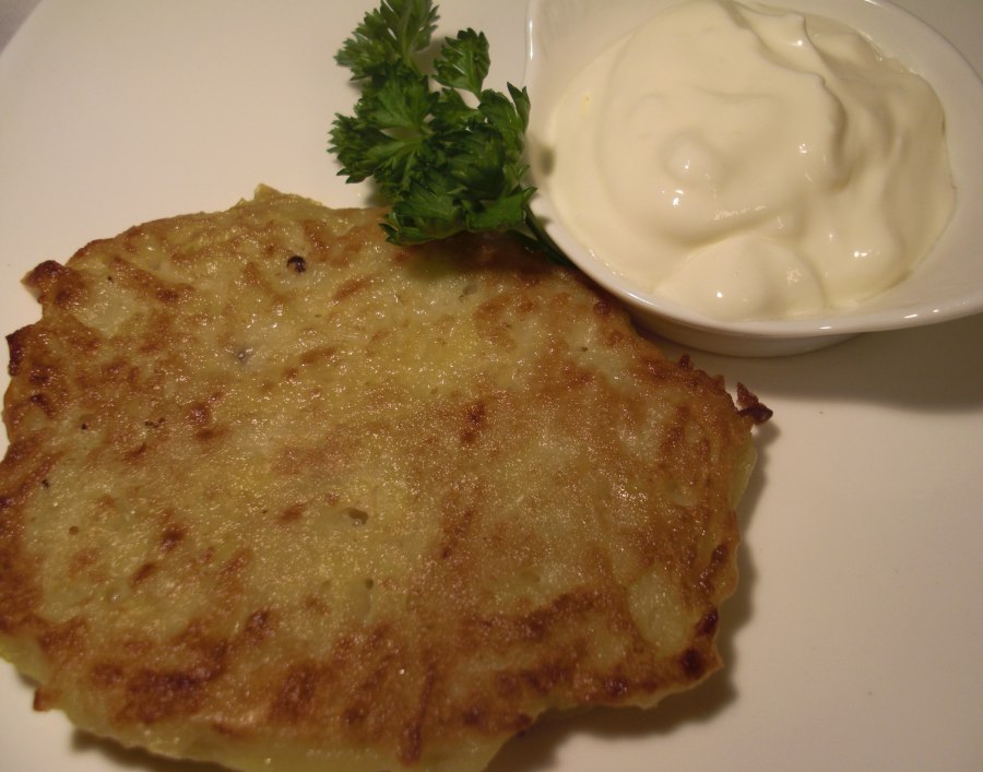 Колдуны с мясом на сковороде