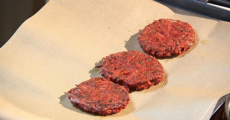 Драники из свеклы фото пошагово