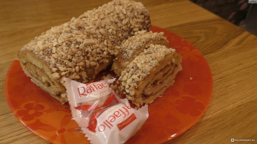 Рулет со сметанным кремом