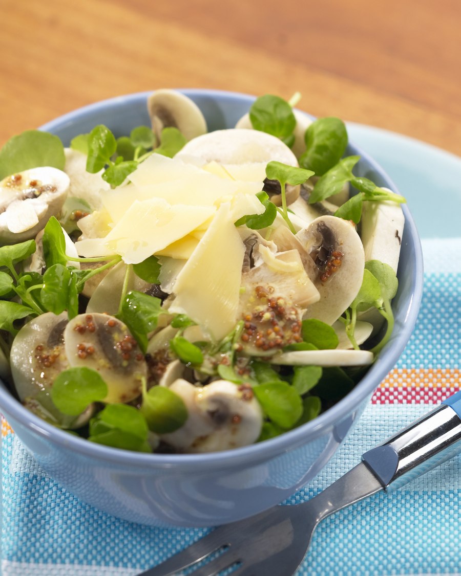 Салат с шампиньонами