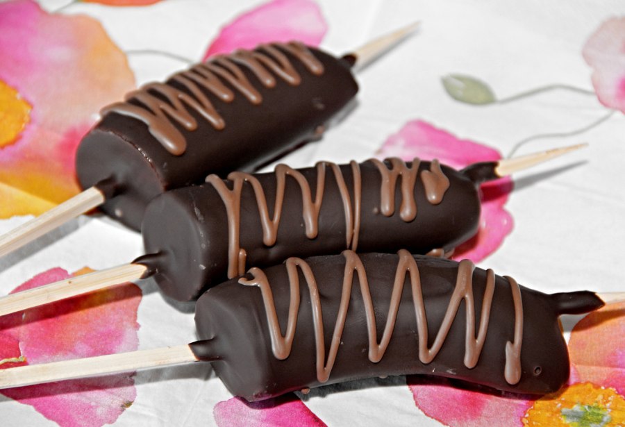 Баны в шоколаде на палочке