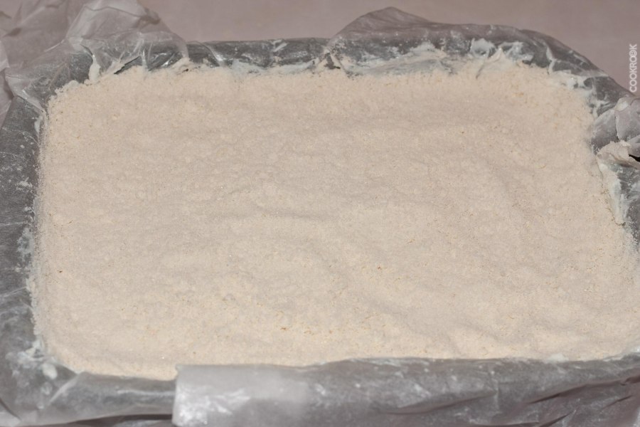 Яблочное пирожное