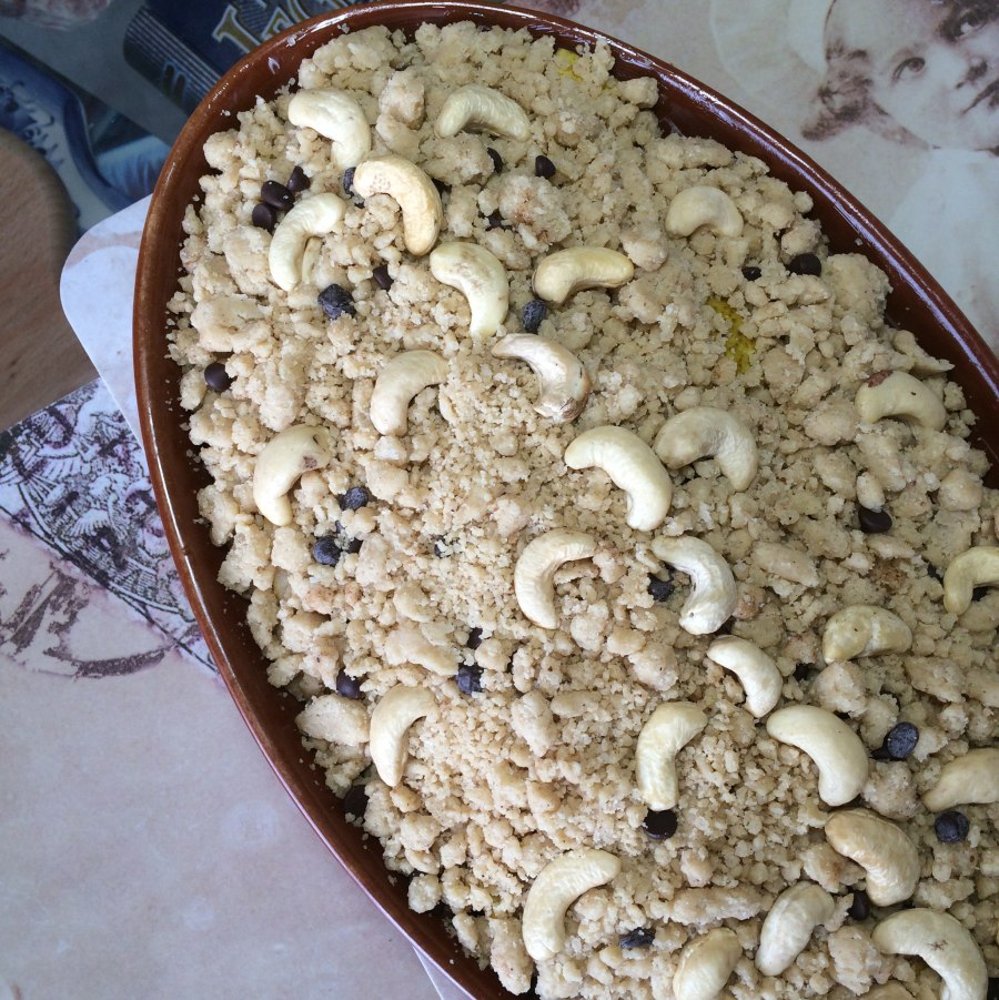 Крошка мука и масло