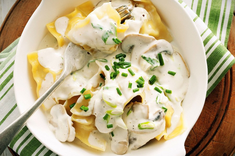 Соус из шампиньонов со сливками