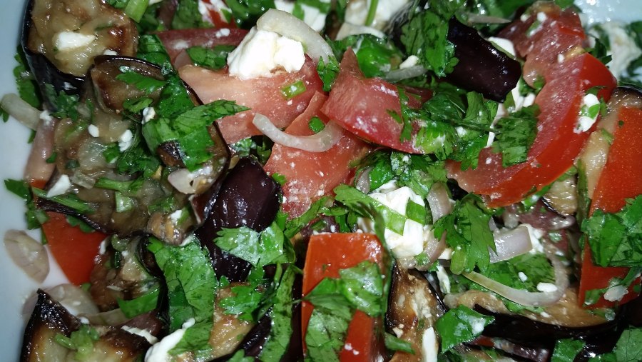 Запеченные баклажаны для быстрого ужина