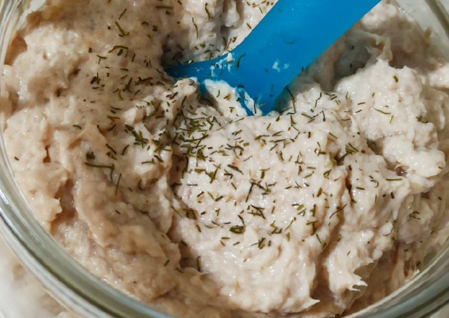 Скумбрия маринованная с луком