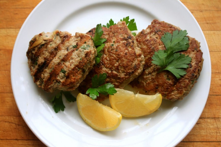 Печеночные котлеты с рисом