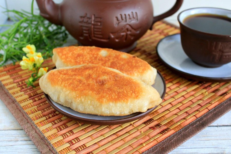 Пирожки жареные