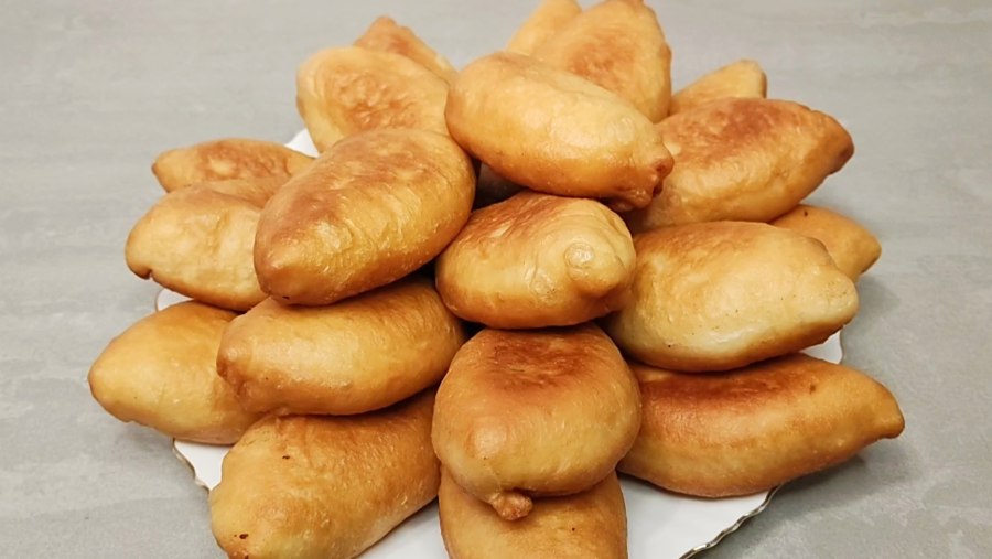 Пирожки с капустой жареные на сковороде