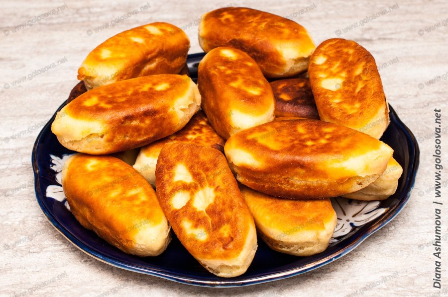 Пирожки с квашеной капустой