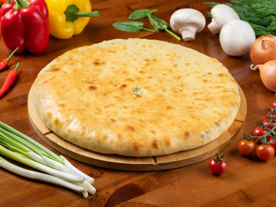 Сырный осетинский пирог